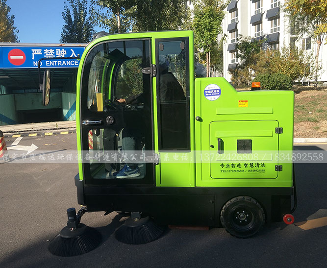 宜春街2號院回遷房—宏瑞達2000S掃地車案例