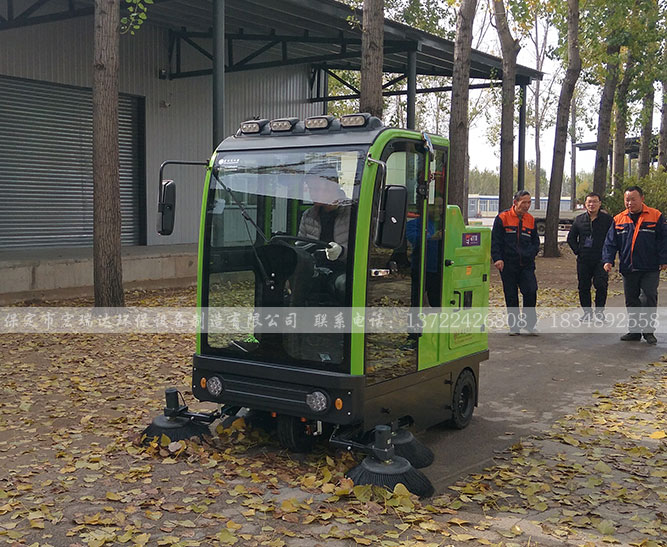 天津物流園—宏瑞達2000S掃地車案例