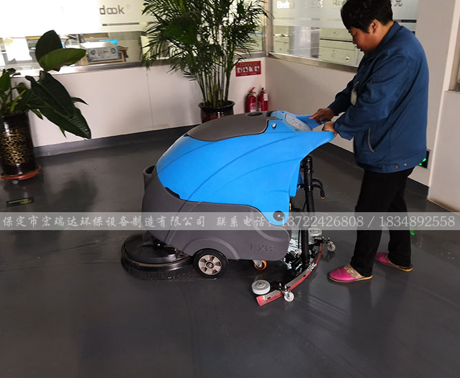 HRD-X1手推式洗地機—清苑電子廠案例