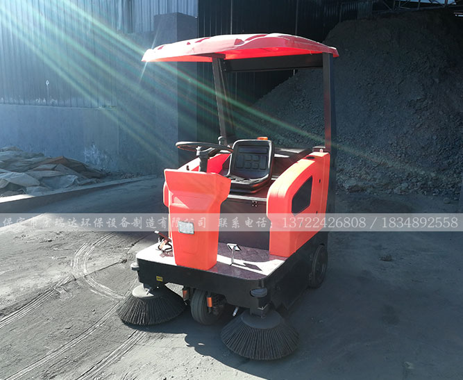 HRD-1450半封閉掃地車——淶源縣玉鑫礦業(yè)案例