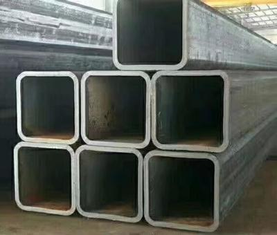 黑方管 現代工業與建筑的多面支柱